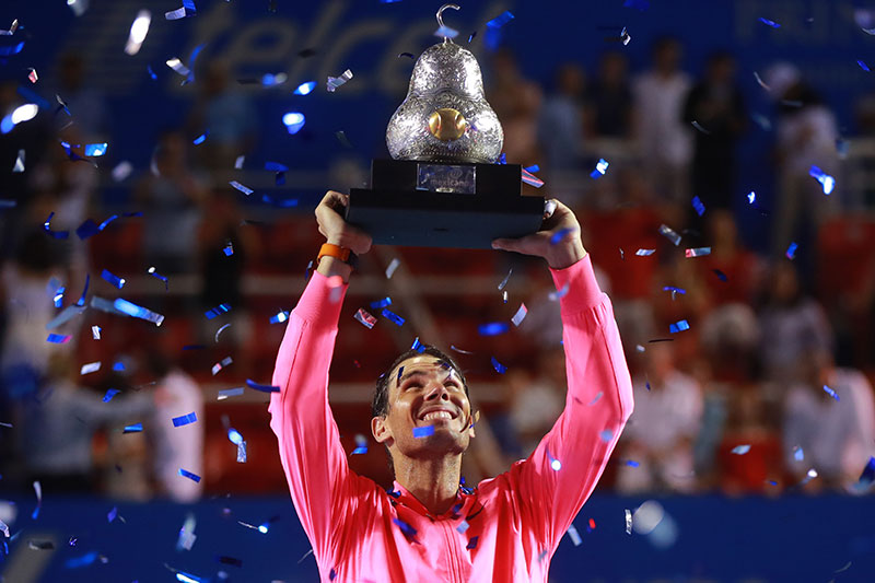 El tenista español levanta el trofeo del Abierto de Acapulco