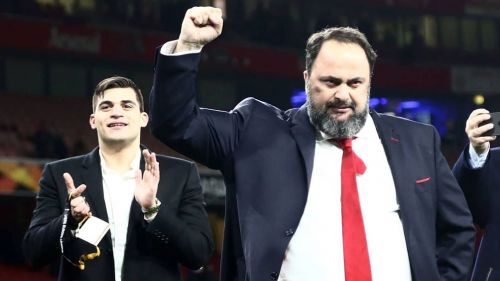  Evangelos Marinakis (derecha), presidente del Olympiakos