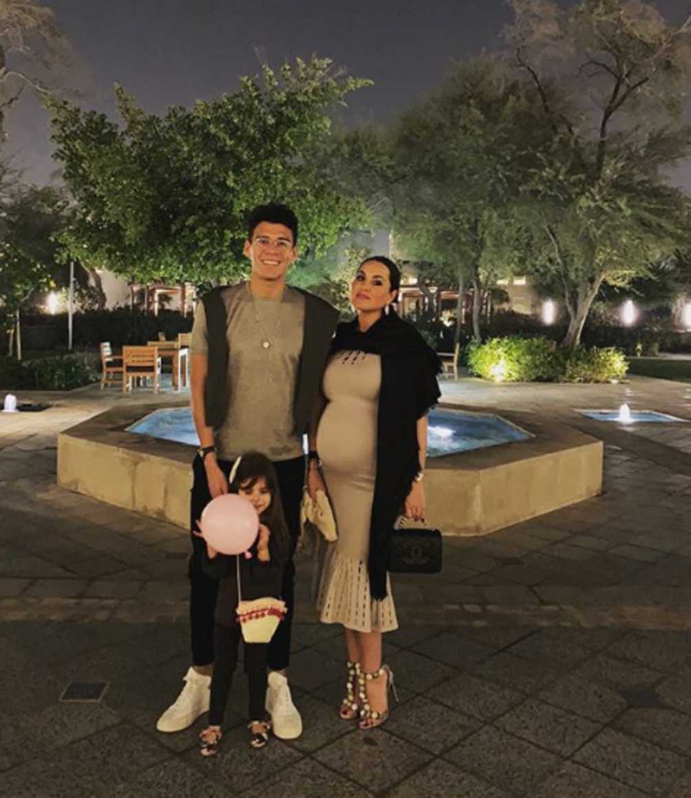 Héctor Moreno y su familia en Qatar