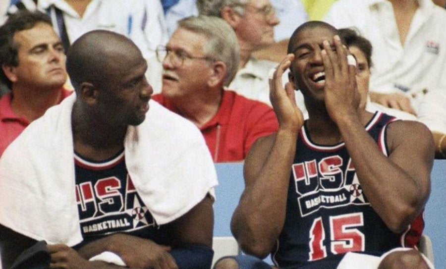 Jordan con Earvin 'Magic' Johnson, en el Dream Team de Barcelona 92