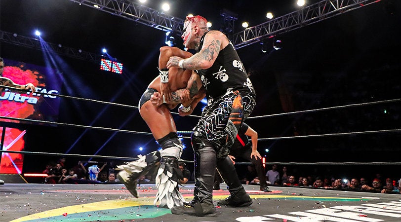 Lucha Libre AAA contra coronavirus