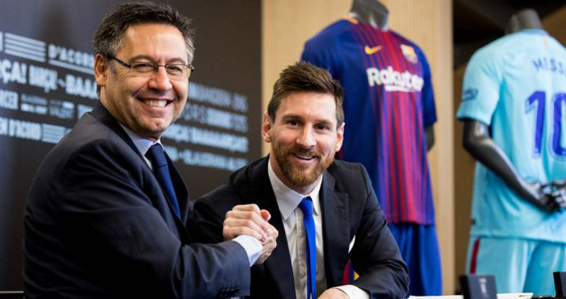 Bartomeu y Messi, en una renovación del argentino 