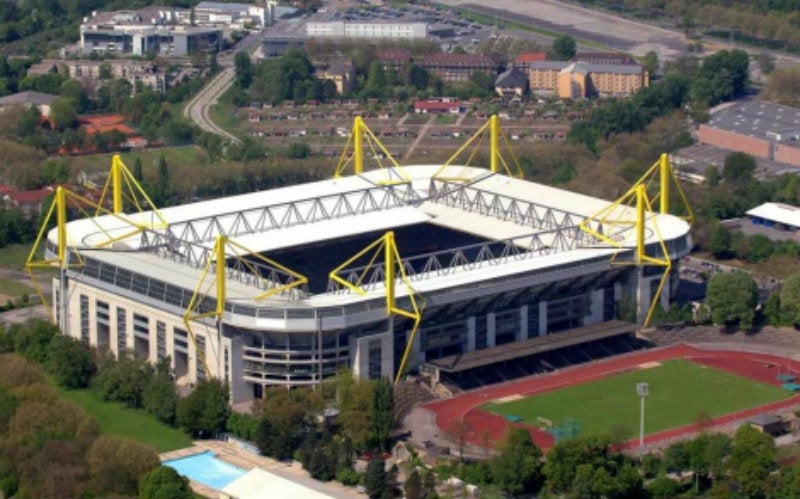 La estructura exterior del Signal Iduna Park