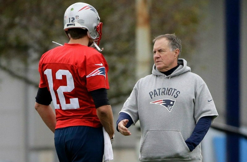 Brady y Belichick en charla