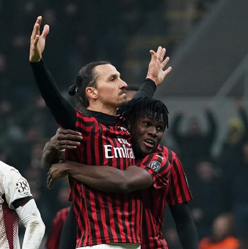 Zlatan Ibrahimovic celebrando un gol con el Milan