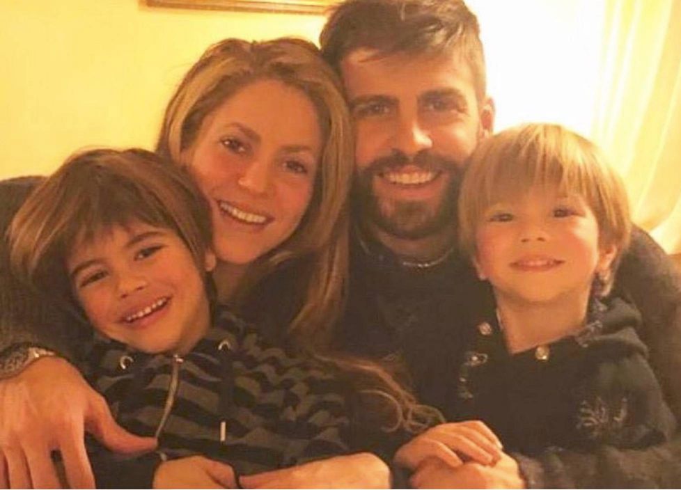 Shakira, Piqué y todo su familia 