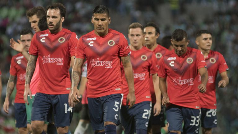 Jugadores del Veracruz se lamentan tras goleada contra Santos