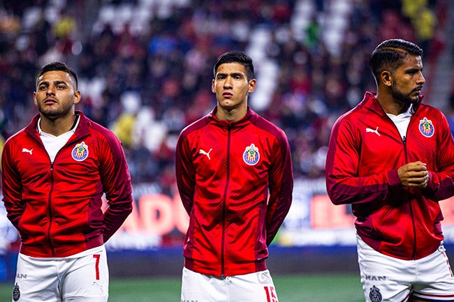 Vega, Antuna y Ponce, antes de un juego de Chivas