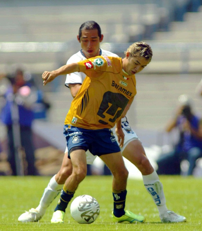 Parejita López durante un partido con Pumas
