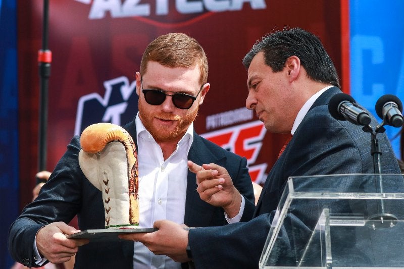 Sulaimían y Canelo en la previa para enfrentar a Daniel Jacobs 