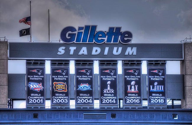 Mantas de campeonatos de los Patriots en Gillette Stadium