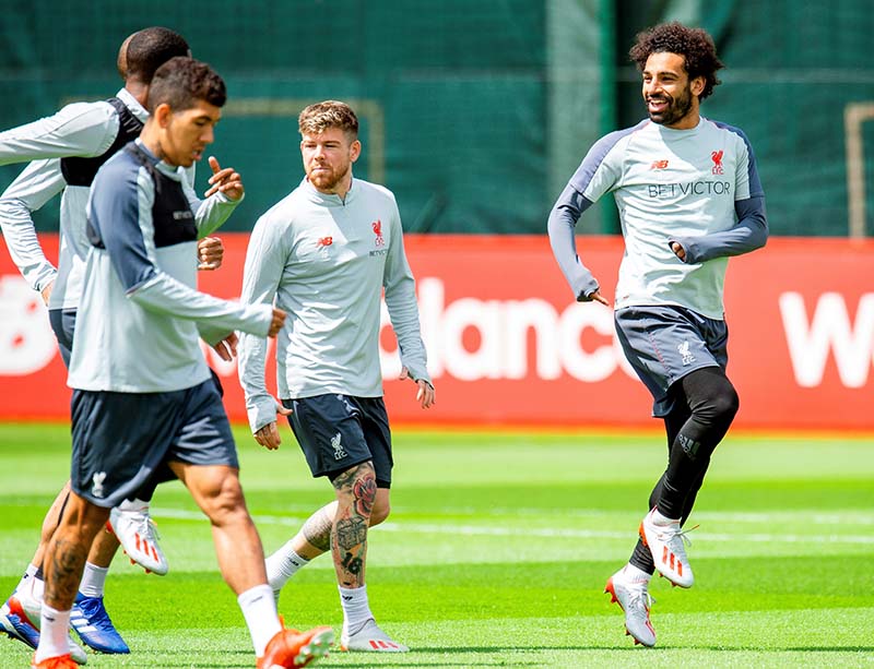 Jugadores del Liverpool en una sesión en Inglaterra 