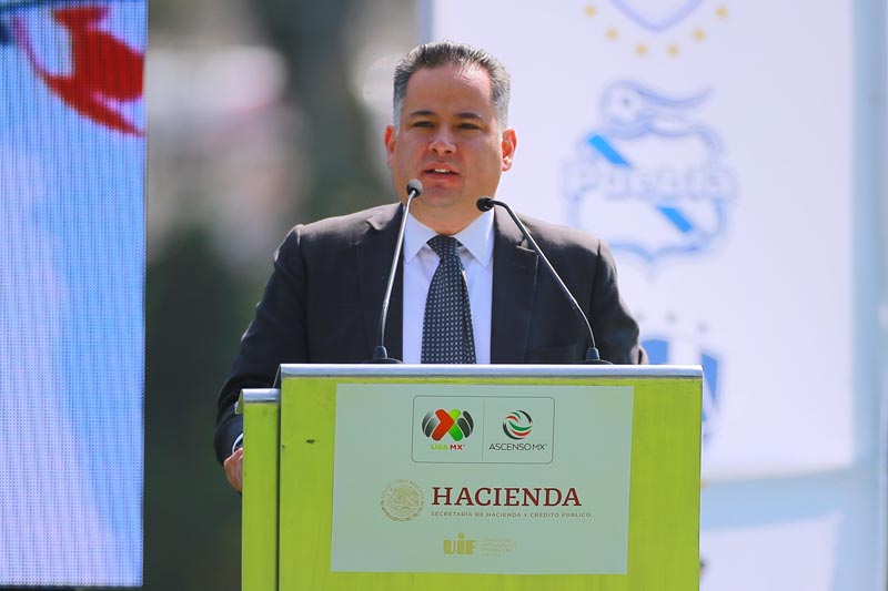 Santiago Nieto, en una conferencia de la Liga MX