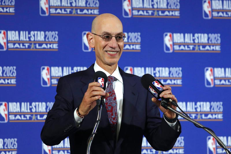 El comisionado Adam Silver en una conferencia