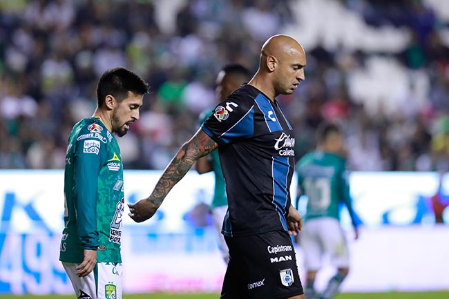 Nahuelpán se lamenta en un juego del Querétaro