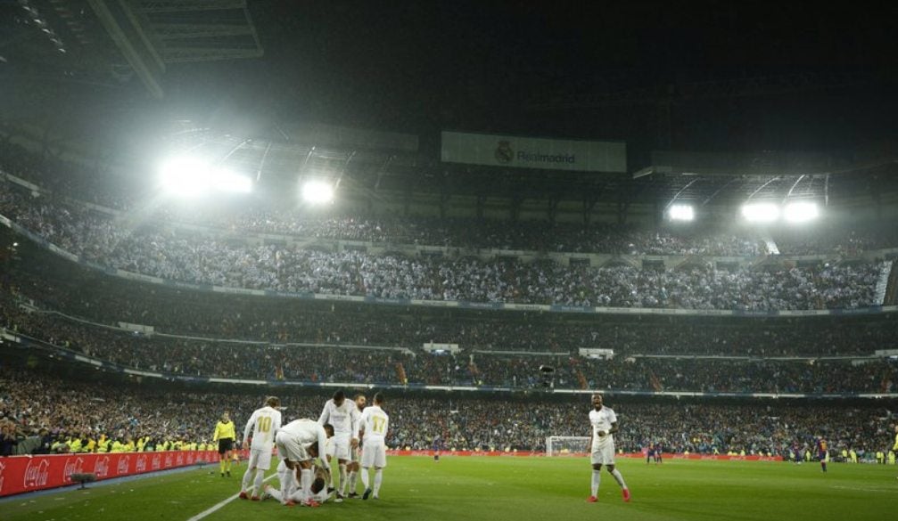 Real Madrid celebra un gol en el Estadio Bernabéu 