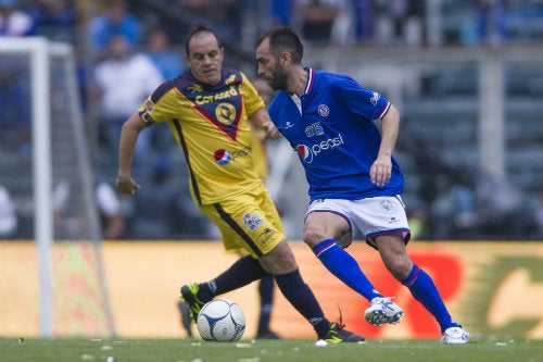 Cuauhtémoc Blanco y César 'Chelito' Delgado en el Estadio Azul