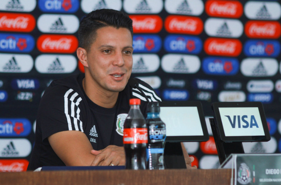 Ramírez en conferencia de prensa de la Selección Mexicana Sub 2'0