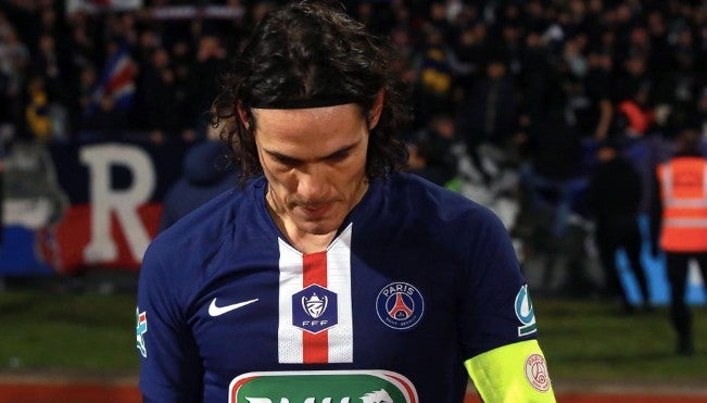 Cavani como capitán en un juego de la Copa francesa 