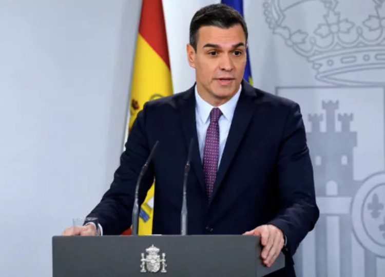 El Primer Ministro español, Pedro Sánchez en conferencia de prensa 