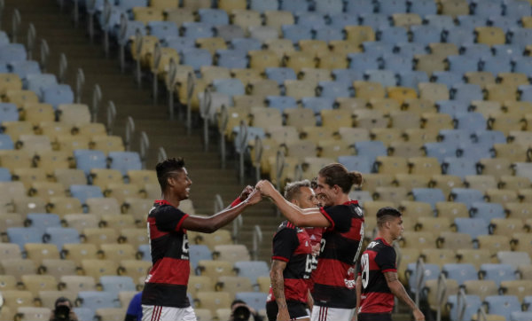 Jugadores del Flamengo en festejo En Maracaná 