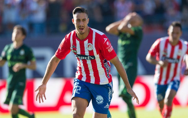 Ian González en festejo con Atlético San Luis