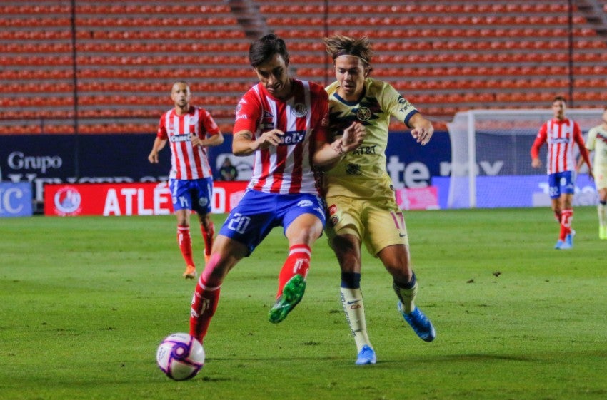 Unai Bilbao durante un partido con Atlético de San Luis