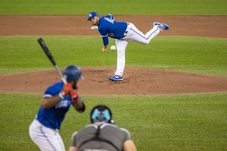 Blue Jays impondrá multas a quienes salgan sin permiso del hotel