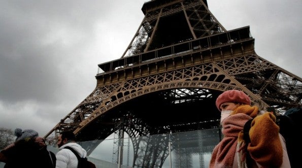 Turistas en la Torre Eiffel