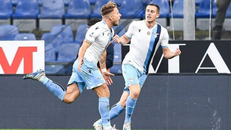Ciro Immobile celebra con Marušić el segundo gol