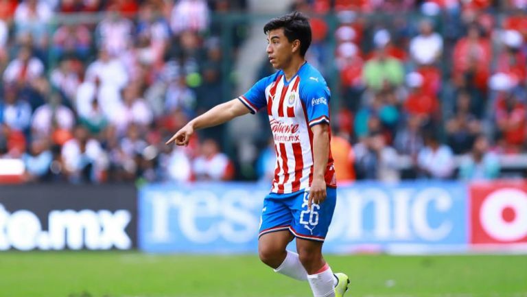 Beltrán durante un juego de las Chivas