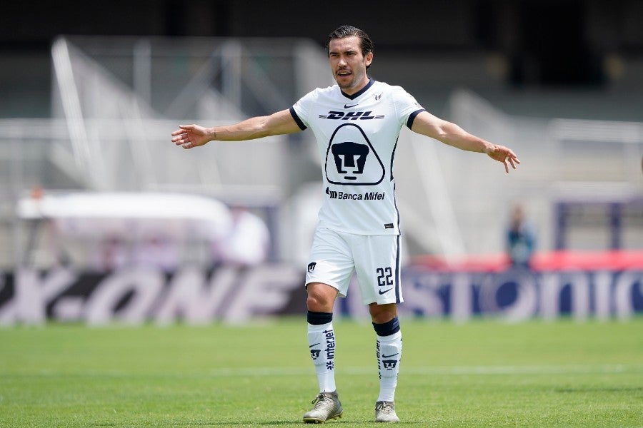 Juan Pablo Vigón durante un partido con Pumas