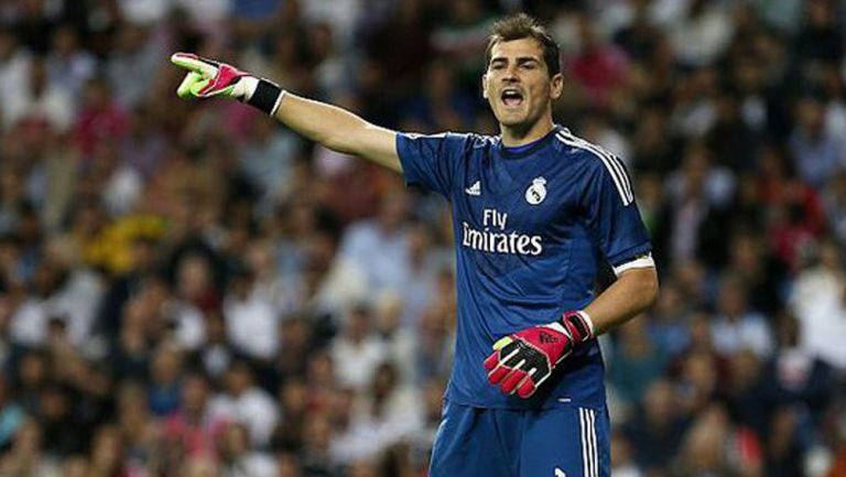 Iker Casillas durante un partido con el Real Madrid 
