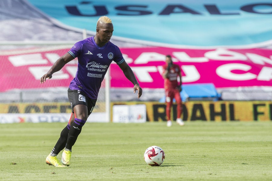 José Ortiz en el Estadio La Corregidora