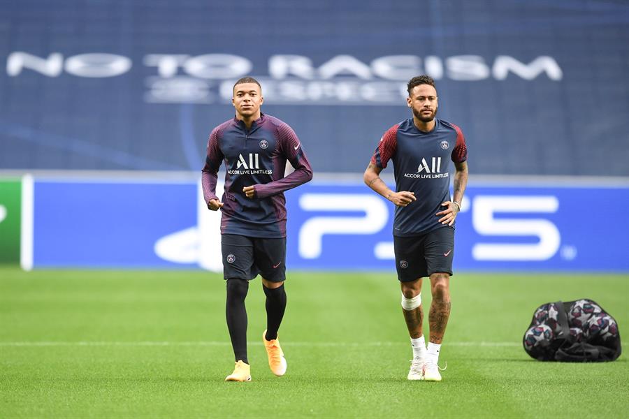 El francés y Neymar entrenando este martes