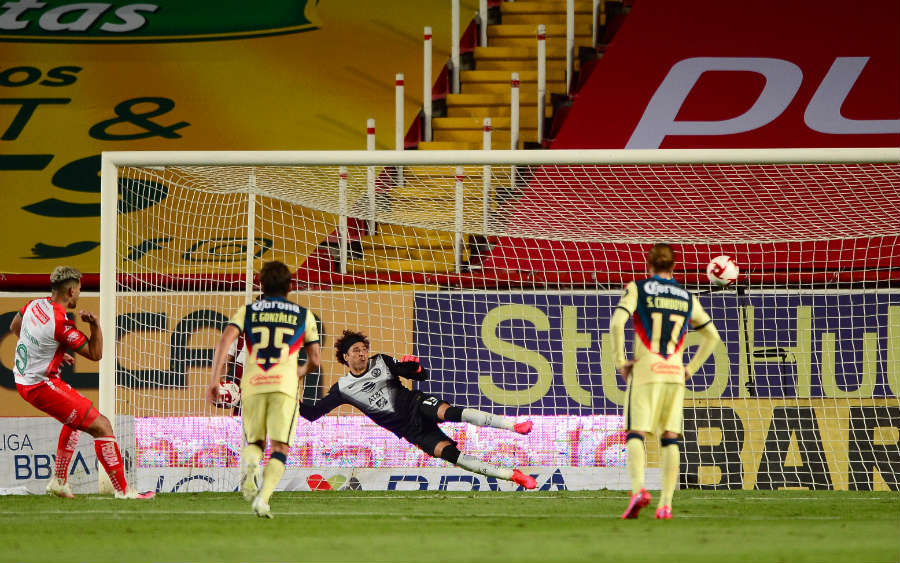 Gol de los Rayos al América en el Guard1anes 2020