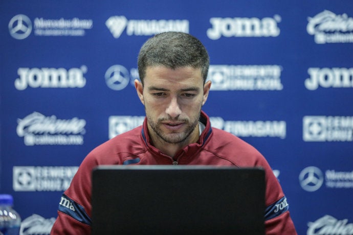 Ignacio Rivero en conferencia de prensa