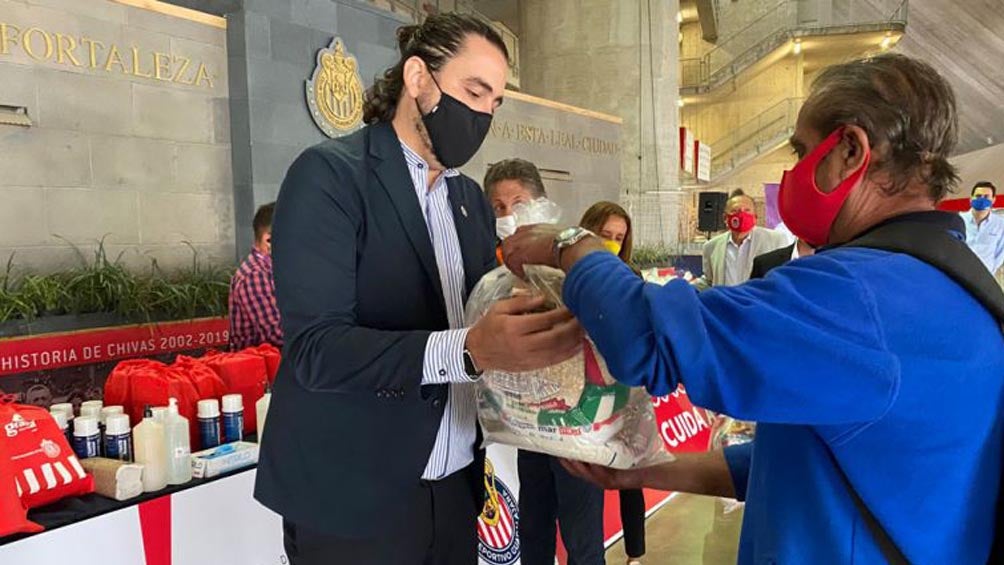 Photo of América vs Chivas: Amaury Vergara empezó a apostar por Azcárraga para ‘ayudar al mariachi’