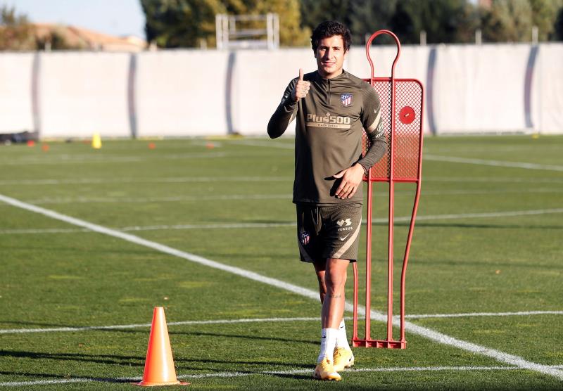 Giménez regresa al entrenamiento del Atlético de Madrid