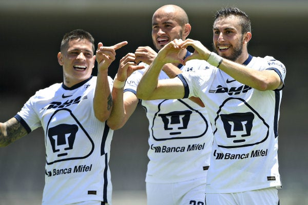 Iturbe, González y Mayorga en festejo