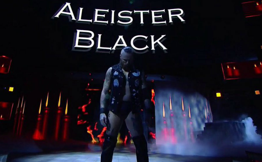 Alister Black previo a combate de WWE