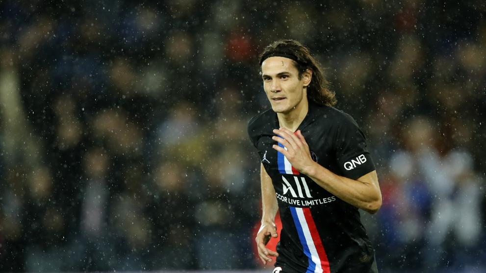 Cavani aún con los colores del PSG