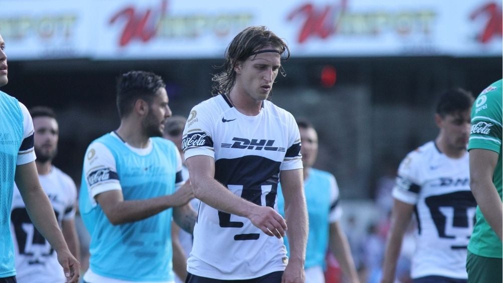 García durante un partido con Pumas 