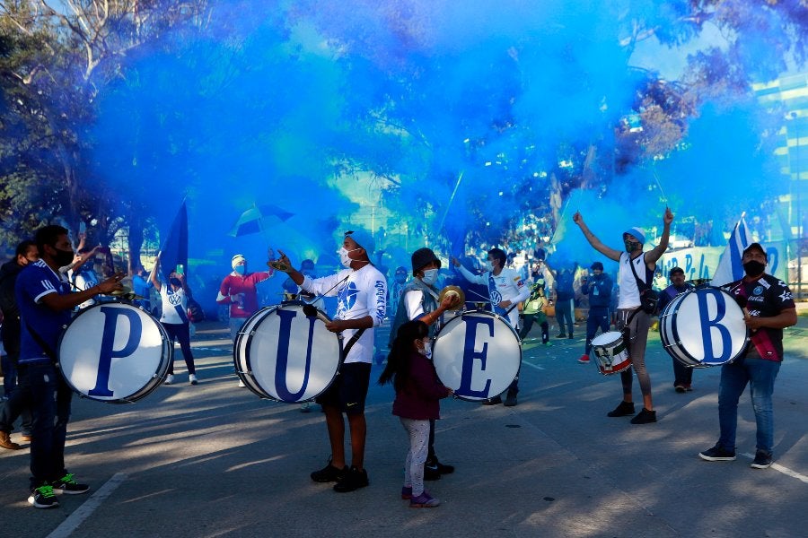 Afición poblana tendrá que esperar más para volver al estadio