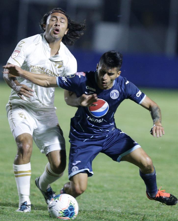 Acción en el Motagua vs Comunicaciones