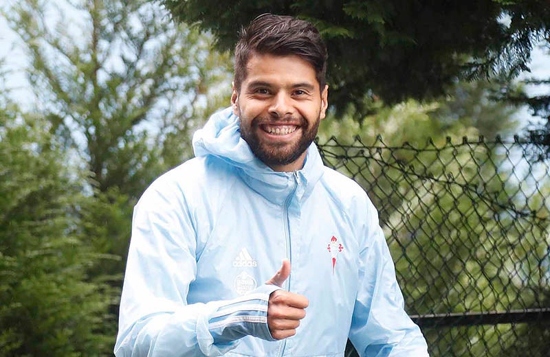 Néstor Araujo en un entrenamiento del Celta de Vigo 