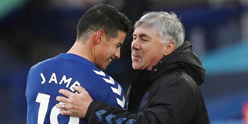 James y Ancelotti tras un duelo del Everton 