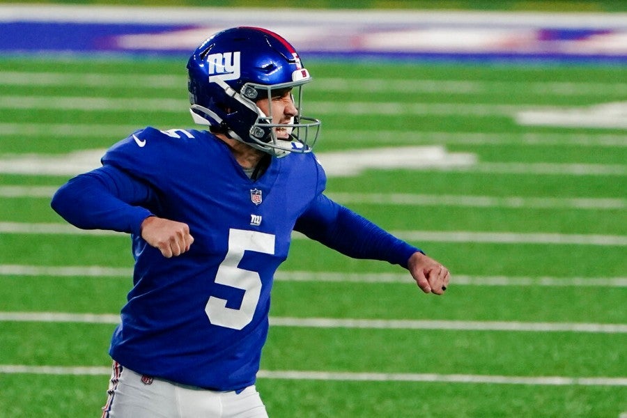 Graham Gano celebra tras anotar un gol de campo