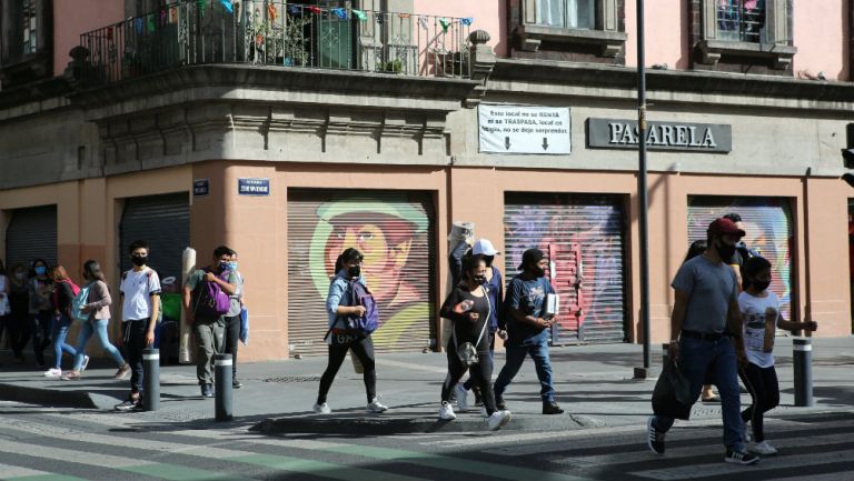 Habitantes de la CDMX durante la contingencia por el Covid-19 