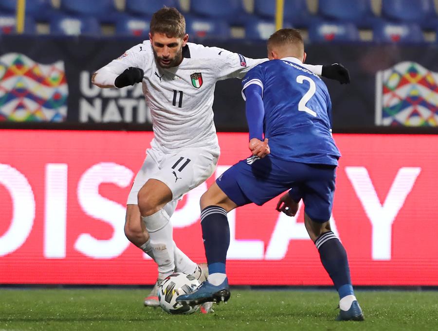 Domenico Berardi en acción con Italia